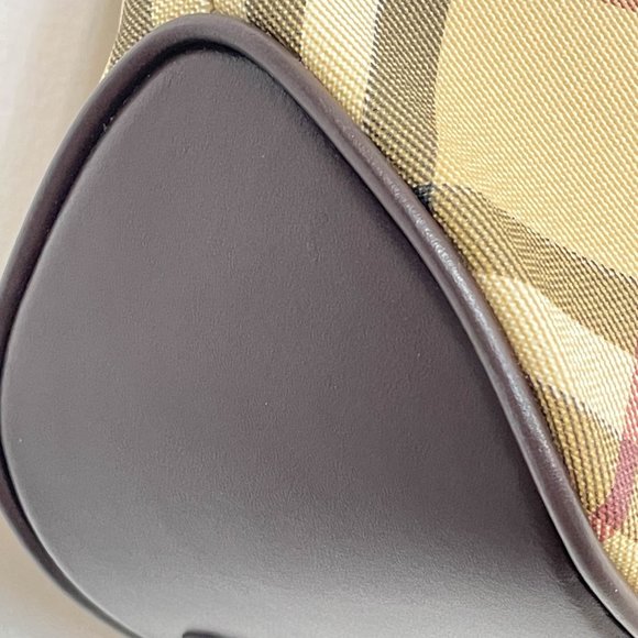 Burberry Check Bag - Picture 5 of 14